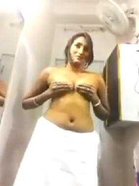 Sexy Swathi Naidu Saree Strip Selfie Telugu Porn Actress