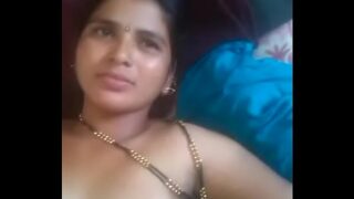 Hot shy Marathi wife shows her body to devar