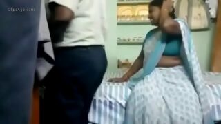 Uncle fucking a dehati aunty by recording the video