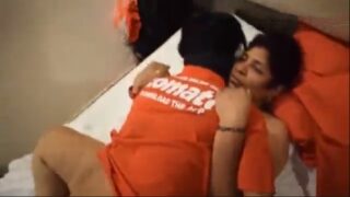 Telugu aunty vanaja sex with delivery guy