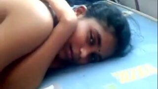 Topless xnxx video of sexy boobs tamil girl