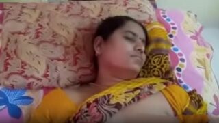 Desi home porn video of lovely aunty