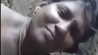 Village indian aunty with big boobs secret bj