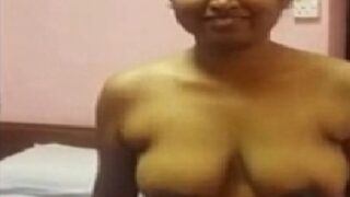 Madurai sexy girl stripping in lodge for bf