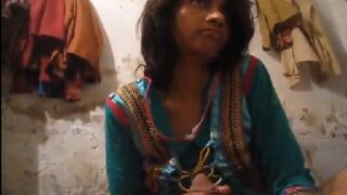 Pakistani village girl farah xxx porn