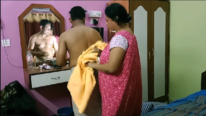 XXX porn of bangla aunty with damand - Indian family porn
