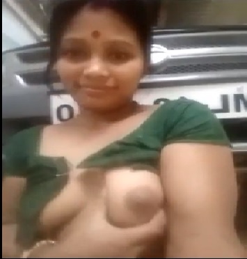 Kamwali sexy porn mms in parking - Desi naukrani porn
