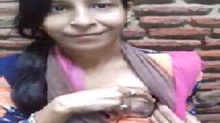 Punjabi bhabhi showing soft boobs porn