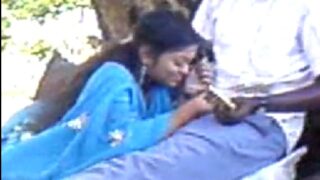 Tamil lady blowjob to manager recorded