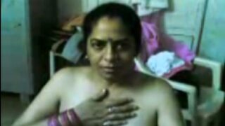 Busty big boobs gujarati aunty sex mms