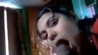 Bihari girl kissing and sucking penis of lover