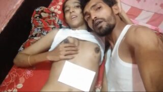 Horny couple self made desi chudai