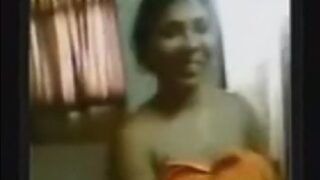 Madurai sexy wife nude blowjob mms