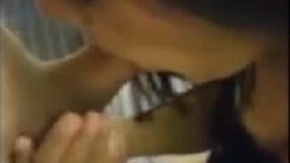 Delhi model in short skirt blowjob mms