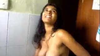 South indian college lovers hot sex in toilet