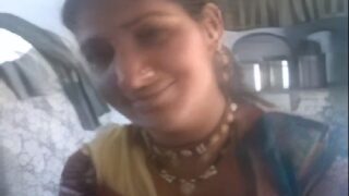 Sexy marwadi village aunty naked mms