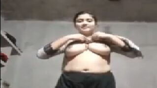 Chandigarh college girl showing big boobs