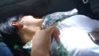 Fingering desi gf pussy in car