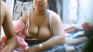Massaging big chuche of hindi aunty
