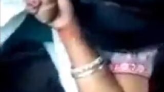 Indian aunty handjob in travels bus