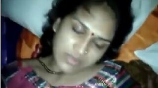 Homely ranchi bhabhi in saree fucked by servant