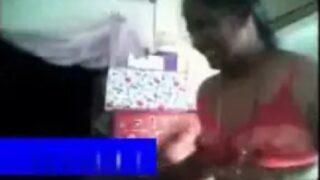 Home made porn of bengali aunty mamtha in red inners
