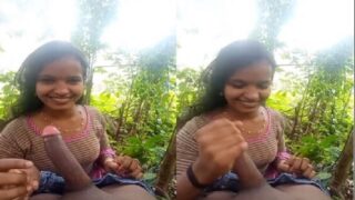 Horny telugu girl blowjob in open