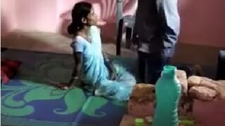 Dehati bhabhi in saree petticoat lifted and fucked
