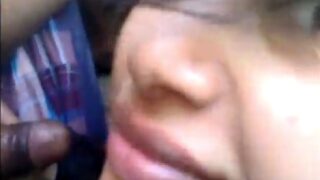 Pakistani cute girl blowjob to lover in cab