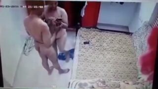 Big boobs desi aunty gets money and sex with landlord in cctv