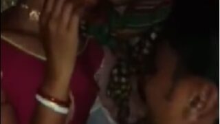 Village married bhabhi horny while getting pussy fucked