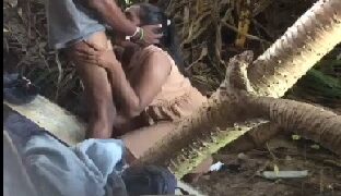 Kerala girl keerthi blowjob to lover in forest