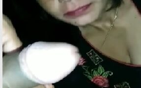 Nepali married lady tries blowjob to client