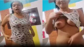 Ahmedabad college girl famous nude bathing video