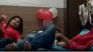 Delhi sarojnagar girl sex with bf on birthday