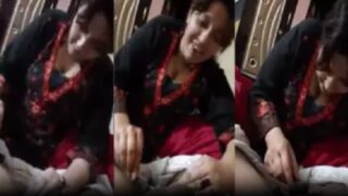 pakistani bhabhi saba sensually shaving lovers penis