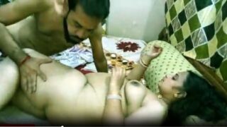 Hindi blue film chubby aunty sex with friend