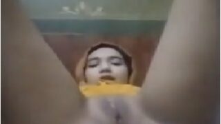pakistani college girl nafeesa self choot fingering porn