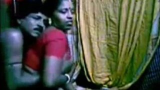 bengali boudi in red saree has sex with car driver