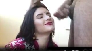 pakistani bhabhi rabia blowjob and gets cum on face