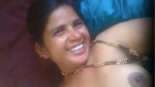 Utranchal village bhabhi topless showing boobs jerking lover